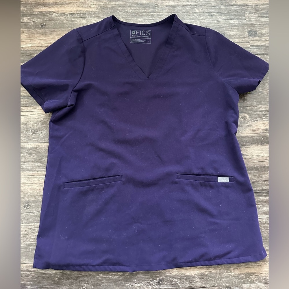 FIGS purple jam Scrub Top Size Large
